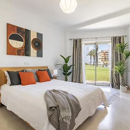 Waterside In Sotogrande Marina With Private Pool