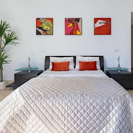 Waterside In Sotogrande Marina With Private Pool Apartment