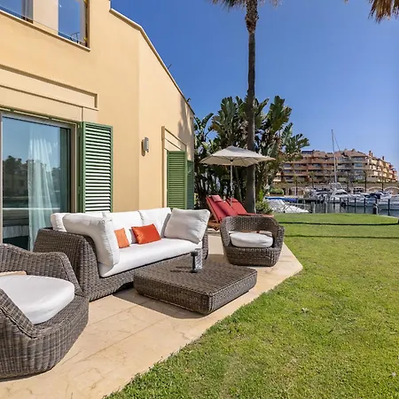 Waterside In Sotogrande Marina With Private Pool *